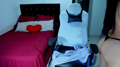 Snapshot of karly_shiine_ chatting on October 17, 3:10 am karly. online show from October 17, 3:10 am