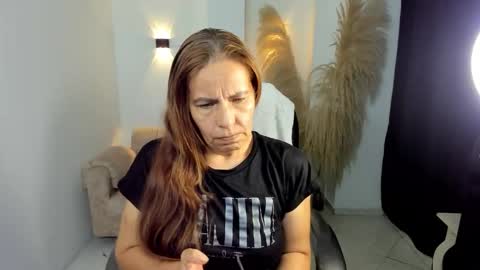 KARLYE online show from February 5, 4:15 am