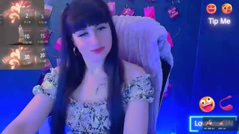 Caroline online show from April 17, 5:53 am