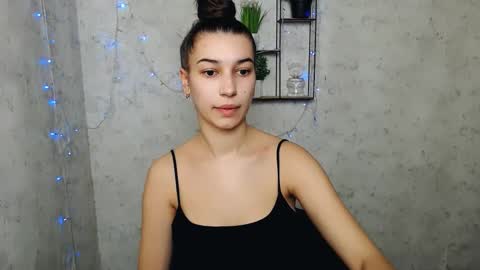 Karolina online show from March 2, 6:59 am