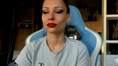 karoline121 online show from March 15, 5:53 am