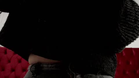 Isa online show from February 19, 2:44 am