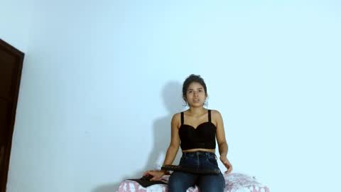 karol online show from April 19, 6:32 pm