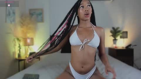 Kary Moon online show from September 26, 8:06 pm