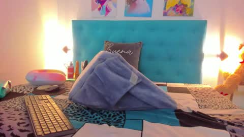 Snapshot of kasandra_hotsex chatting on December 12, 2:48 am Kasandra online show from December 12, 2:48 am