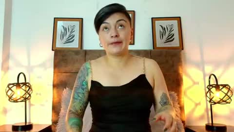 kat paradisse online show from July 21, 12:06 pm