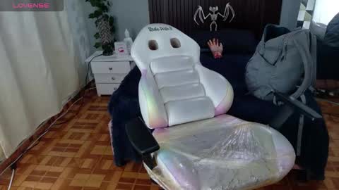 kate online show from October 7, 9:30 pm