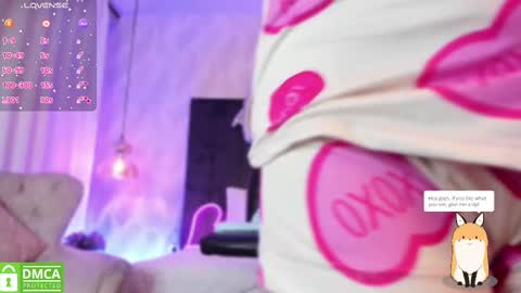 Snapshot of kataliina_18 chatting on February 16, 11:59 am Kat online show from February 16, 11:59 am