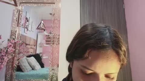 Snapshot of kate_froz chatting on September 18, 11:42 am Kate Froz online show from September 18, 11:42 am