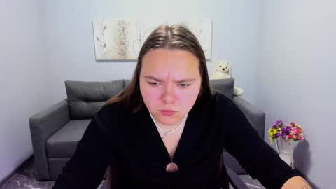 Kate online show from November 17, 8:48 am