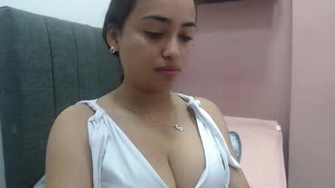 Kari online show from October 23, 2:01 pm