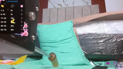 Kate Diaz online show from April 16, 8:52 pm