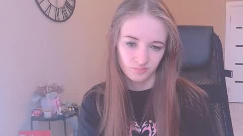 Snapshot of katekayer chatting on September 17, 8:45 am katekayer online show from September 17, 8:45 am