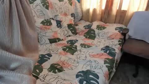 Snapshot of katerinamilf_ chatting on September 23, 3:32 pm kata online show from September 23, 3:32 pm