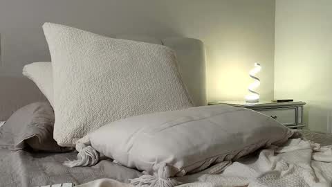 Klove online show from February 12, 5:20 am