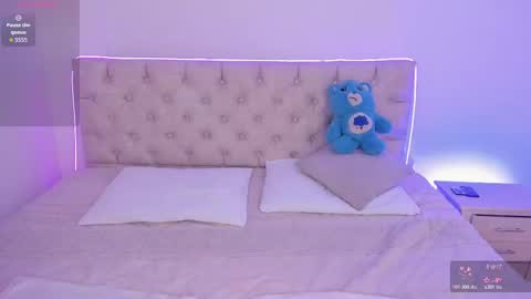 Katherine  online show from November 17, 6:36 am