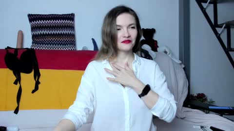 Katherine online show from February 7, 3:30 pm