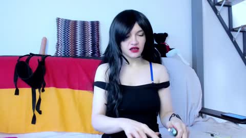 Katherine online show from January 12, 7:32 am