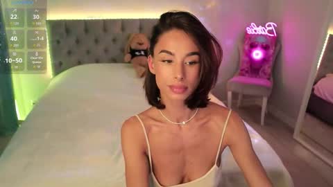 katherinepinke online show from October 3, 1:27 pm