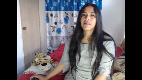 Snapshot of kathiie_ chatting on March 10, 11:23 am K A T H I E online show from March 10, 11:23 am