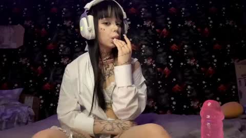 Luna online show from March 15, 5:15 pm