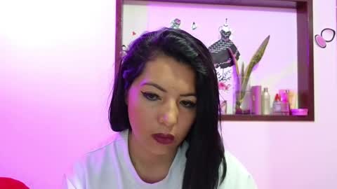 Snapshot of katia_collins chatting on March 12, 5:02 am Katia collins online show from March 12, 5:02 am