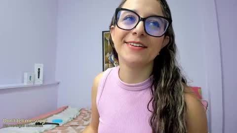 Snapshot of katia_foxx chatting on February 7, 12:39 pm Khaterine online show from February 7, 12:39 pm