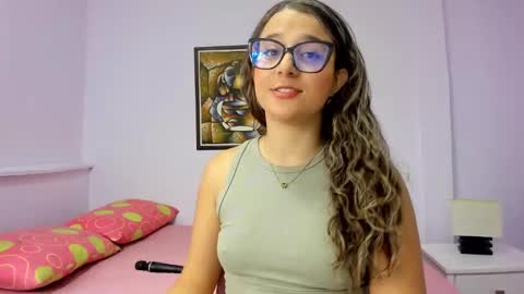Snapshot of katia_foxx chatting on January 6, 12:24 pm Khaterine online show from January 6, 12:24 pm