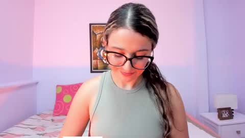 Snapshot of katia_foxx chatting on February 17, 12:05 pm Khaterine online show from February 17, 12:05 pm