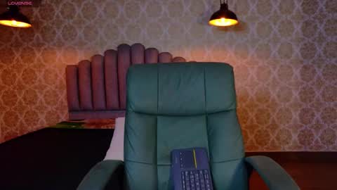 Katia online show from November 24, 1:02 pm