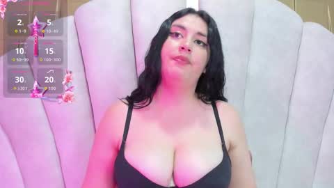 Snapshot of katiajones_vc chatting on September 9, 9:47 pm katiajones_vc online show from September 9, 9:47 pm