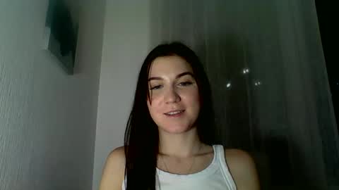 katie_foxi online show from October 10, 6:35 pm