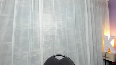 Katie online show from April 15, 7:58 pm