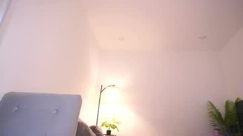 Follow me on instagram and twitter as correaktnees online show from January 19, 8:32 am