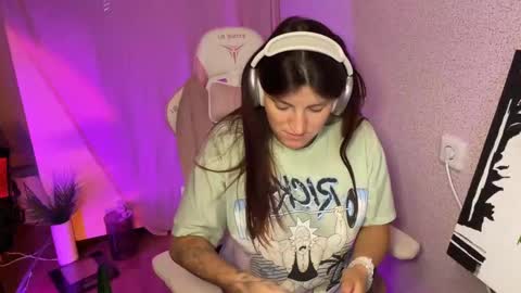   naked in pvt show 100 tk online show from October 24, 11:01 pm