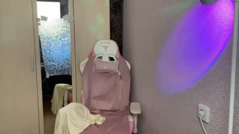   naked in pvt show 100 tk online show from July 15, 3:50 pm