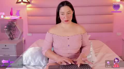 Snapshot of katta_giil chatting on September 14, 1:09 pm Katta online show from September 14, 1:09 pm