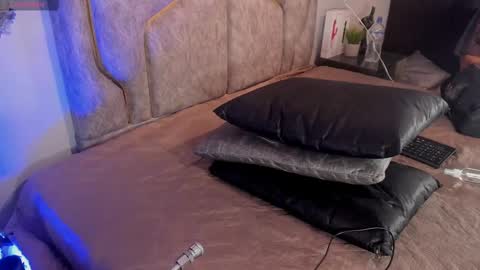 Katerine online show from March 4, 3:33 am