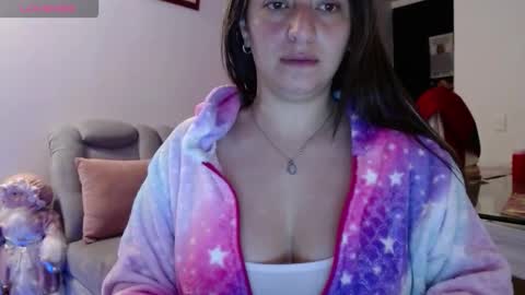 kattie online show from December 2, 6:37 am