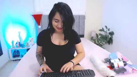 katty online show from December 19, 7:00 am