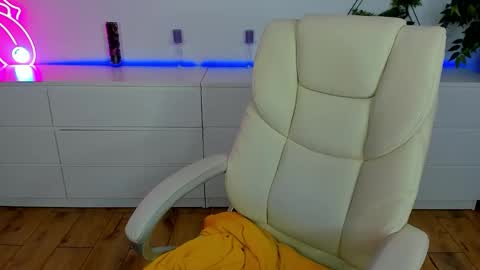 Katty online show from March 16, 5:44 am