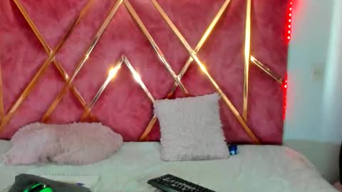 Snapshot of katty_sanz1 chatting on September 19, 11:42 am katty sanz1 online show from September 19, 11:42 am