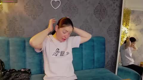 Katyline online show from April 22, 5:04 am