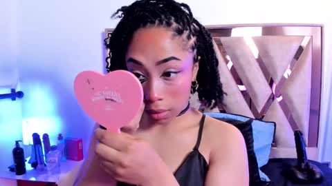 katyortiz online show from February 10, 11:35 am