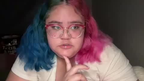 Snapshot of kawaiiasianbbw chatting on October 15, 2:25 am KawaiiAsianBBW online show from October 15, 2:25 am
