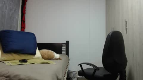  Khawit  online show from November 27, 12:19 pm