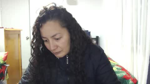  Khawit  online show from March 9, 11:30 pm