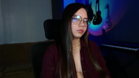 Snapshot of kay_avrill chatting on February 23, 5:50 am Kay online show from February 23, 5:50 am