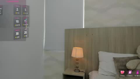   online show from November 10, 11:27 am