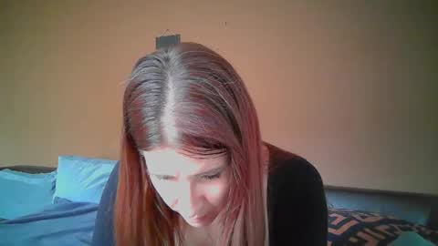 KayaLips online show from November 3, 8:29 am